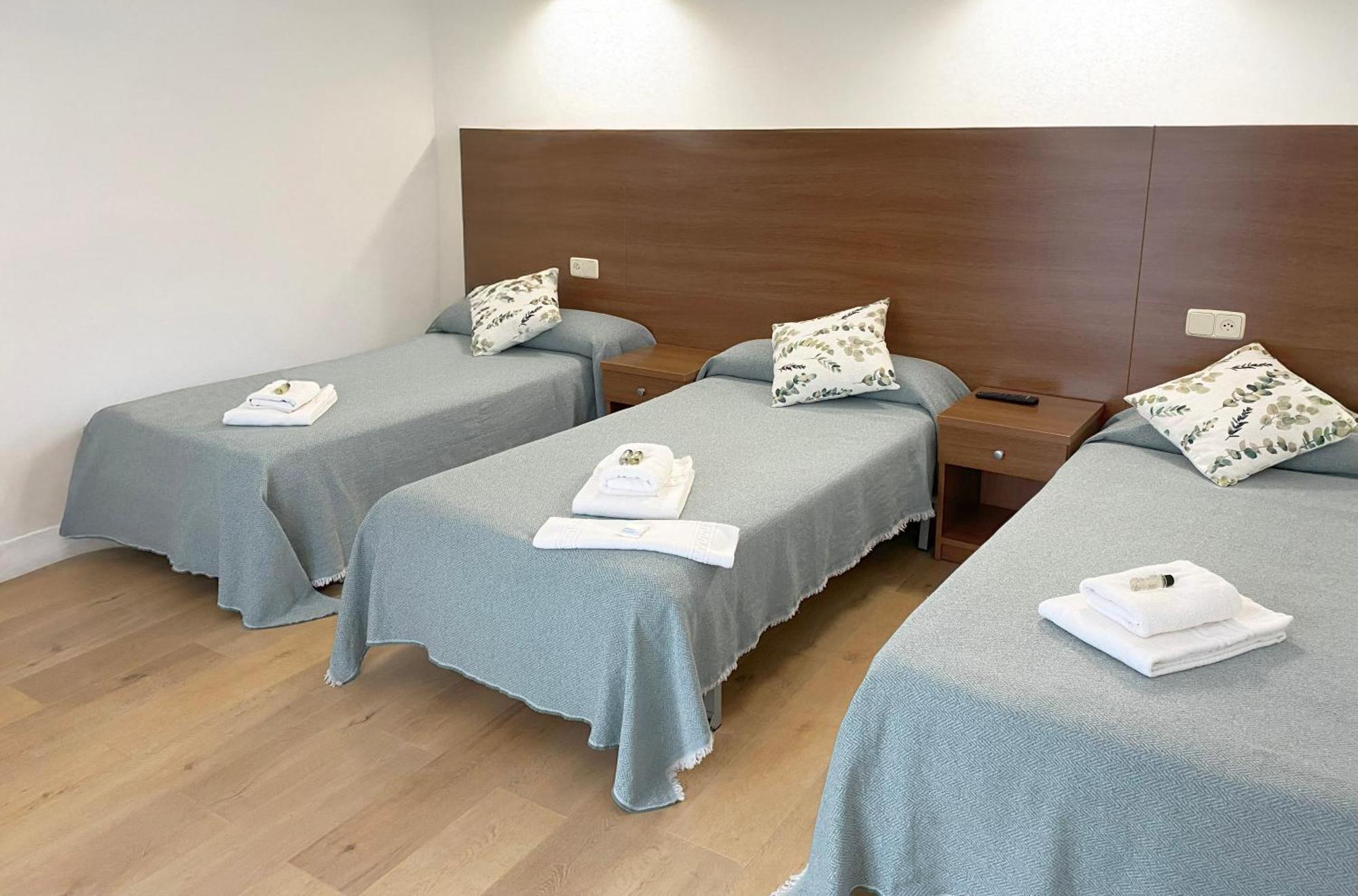 Hotel Medium Montecarlo Palafrugell Quarto foto