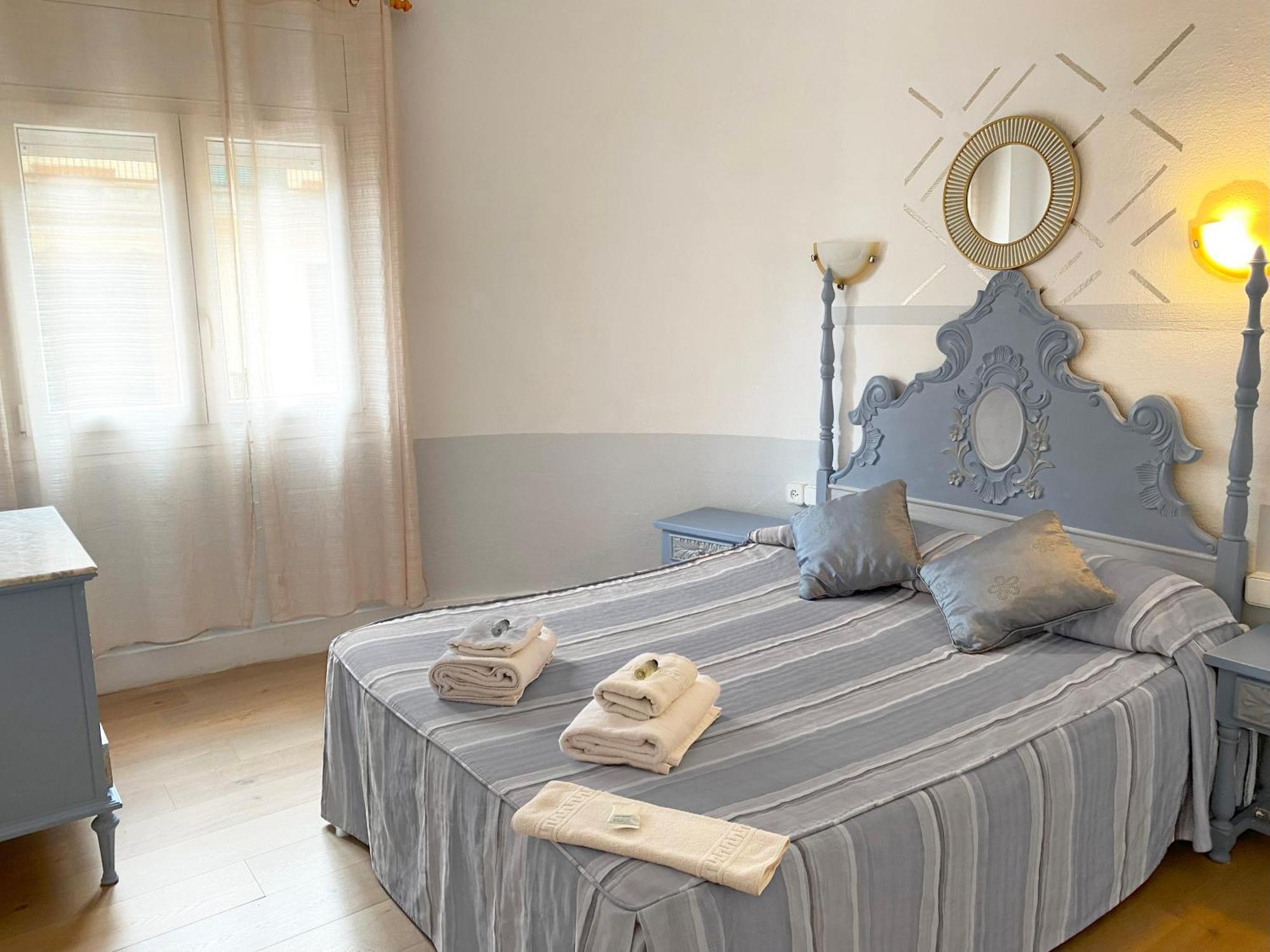 Hotel Medium Montecarlo Palafrugell Quarto foto
